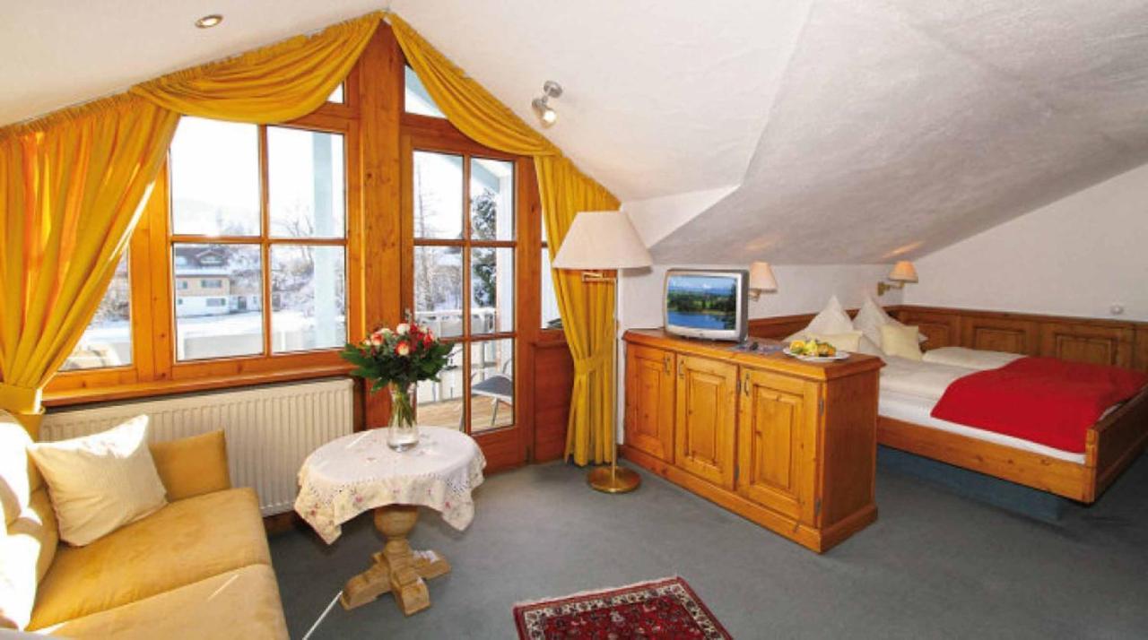 Naturhotel Am Sonnenhang 오이미텔베르크 외부 사진
